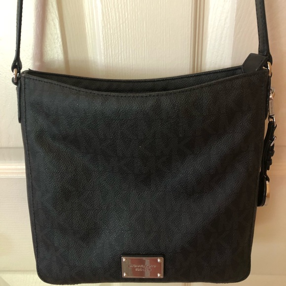 mk crossbody purse